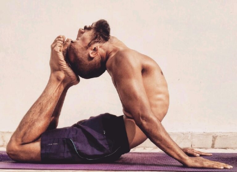 yoga-expert-hariom-singh