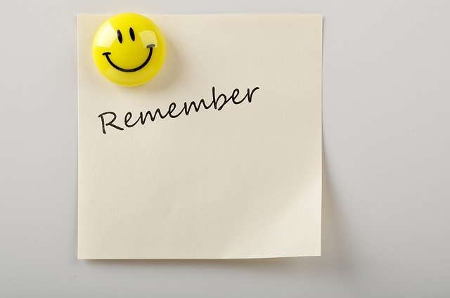 remember-written-on-a-sticky-note-with-a-emoji-attached