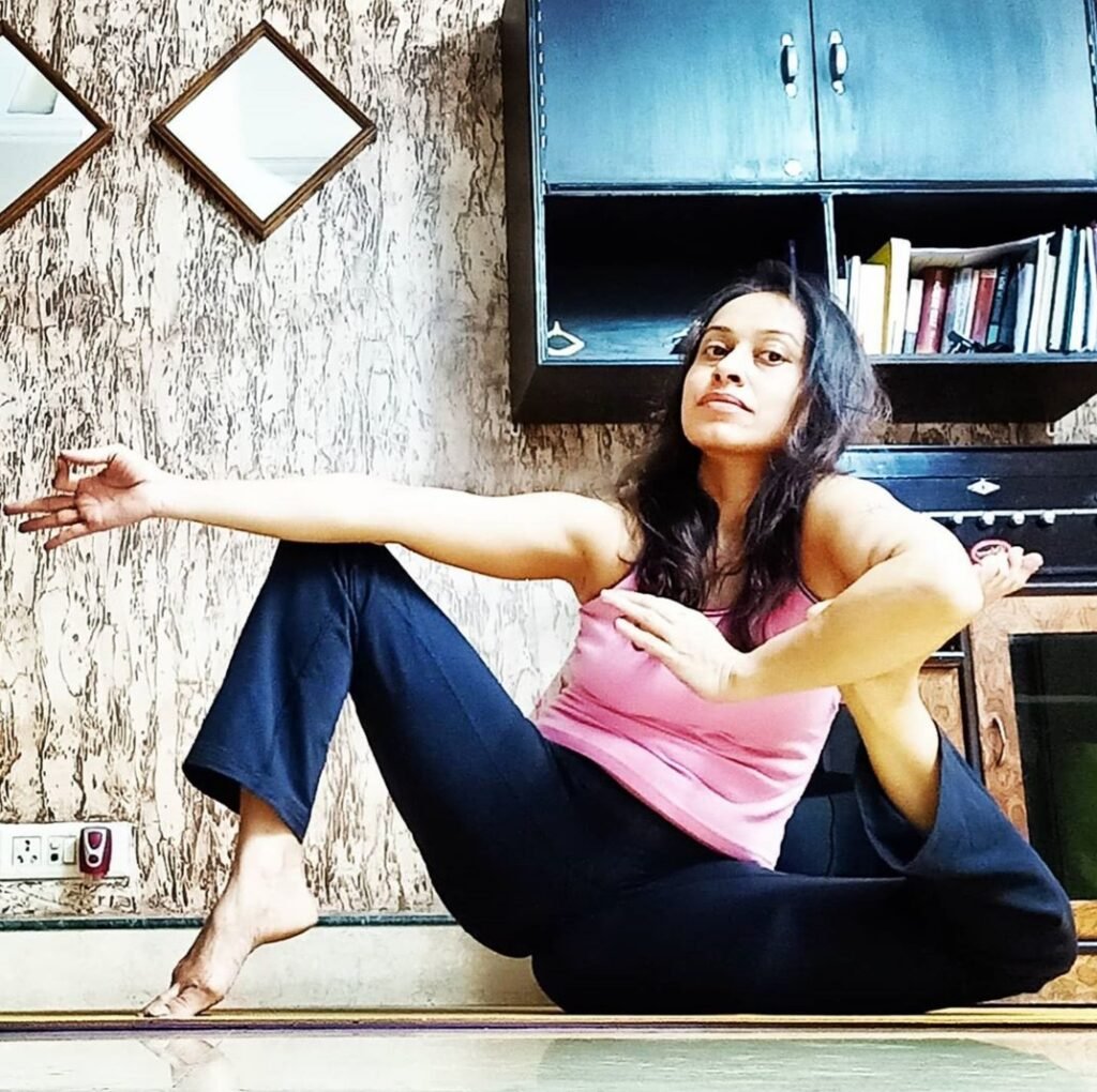 Harjas-Kaur-Yoga-Teacher-Photo